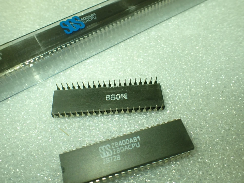 SGS Z8400AB1 Z80A CPU Z8400 DIP40 4MHz 8-bit 80's Computer  ZX Spectrum Atari - Image 1 of 3