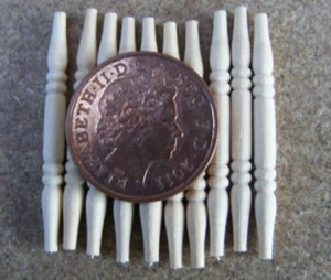 12 Wood Bannister Table Spindles DIY Tumdee 1:12 Scale Dolls House Miniature 607 - Picture 1 of 1
