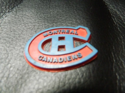 vintage MONTREAL CANADIENS magnet NICE* Cover