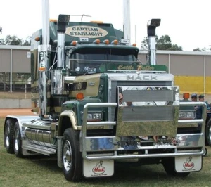 DRAKE Z88011 MACK BICENTENARIO SUPER LINER " CAPITÁN STARLIGHT " NUEVO CAJA - Imagen 1 de 8