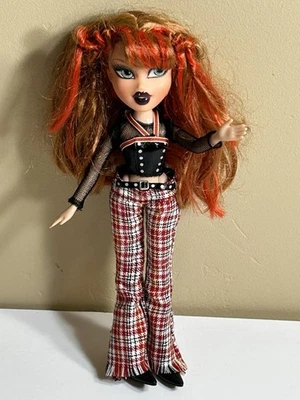 Vintage Bratz PRETTY N PUNK MEYGAN Doll 2001 MGA  Clothes Shoes Boots - B49 - Image 1 of 4
