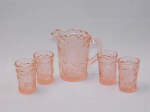 Juego de mini jarra y 4 vasos vintage de vidrio Summit Pink Depression para niños - Imagen 1 de 9