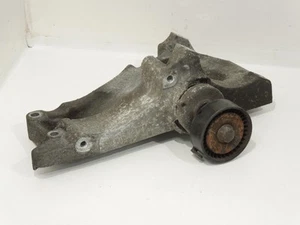 Seat Ibiza 6L 1.6 Petrol Alternator Mounting Bracket and Aux Belt Roller - Picture 1 of 7