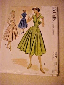 1952 McCall's Lady's Junior Dress Pattern 8835 Size 17 - Picture 1 of 4