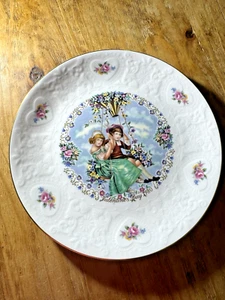Royal Doulton 1980 Vintage Día de San Valentín 8-1/2 pulgadas "Mi San Valentín" - Imagen 1 de 6