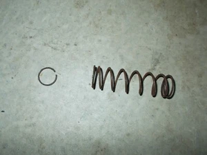 1987 Honda TRX 250 Utility Rear Drive Shaft Spring / Clip Circlip - Picture 1 of 1