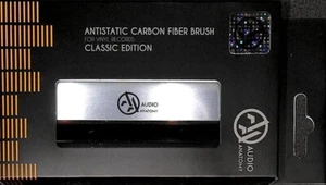 Vinyl Cleaning Brushes - Audio Anatomy - SPAZZOLE AL CARBONIO - Bild 1 von 1