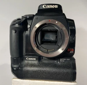 Canon EOS Rebel XTi DSLR Camera Body Black With Battery Grip And 8GB Card. *READ - Picture 1 of 14