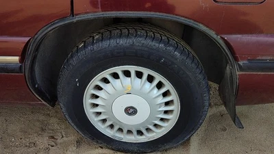 1998 别克 Lesabre 发球杆左后轮闪光成型 Oem 后背 — 第 1/4 张图片