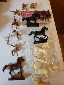 Paragon Scenics Mounted Apaches New With Original Packaging..Hard to Find - Picture 1 of 2