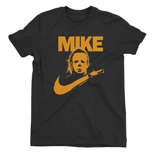 ZJ Designs Michael Myers inspirada en Just Do Swoosh máscara parodia Halloween Camiseta - Imagen 1 de 5