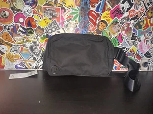 Men's Hollister Gilly Hicks Active Logo Fanny Pack, BLACK - Picture 1 of 12