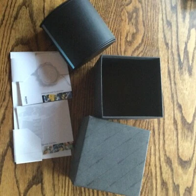 Authentic Original Rado Presentation Watch Box Case Inner box Magnet Closure - Image 1 of 4