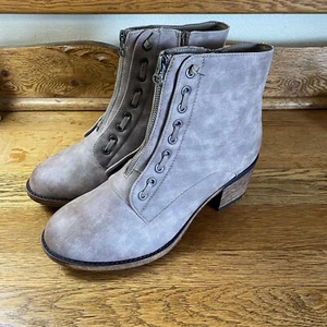 Vintage 93 Womens Ella Ankle Boots Sz 10 Taupe Faux Leather Zipper Heeled New - Picture 1 of 13