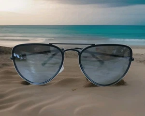 OCCHIALI DA SOLE INVICTA POLARIZZATI MONTATURA AVIATOR blu ardesia. Nuovissimo. Con custodia - Foto 1 di 12