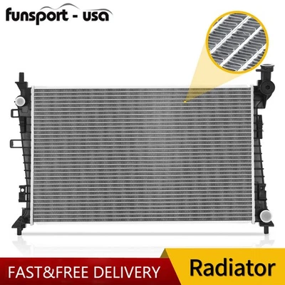 13087 Radiador para Ford Focus RS S SE SEL SES 2008-2011 Sport ST 2,0 L 2,5 L L L4 Foto 1 de 4