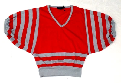 Vintage Top Gud For You Tamanho S Anos 80 Listrado Cinza Vermelho Manga Balão Decote V - Imagem 1 de 4