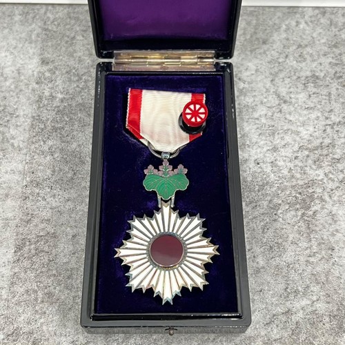 Foto 1 di 4