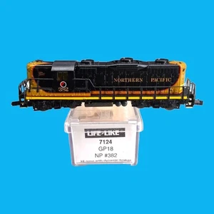 N Life-Like 7124 EMD GP18 Northern Pacific Hi Nose Loco #382 Rapido - Picture 1 of 11