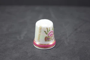 Kaimaninseln Porzellan Sammlerstück Fingerhut Souvenir - Bild 1 von 4