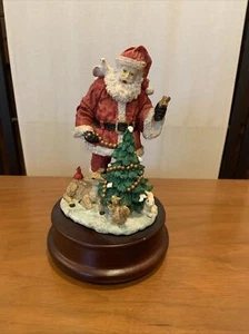 San Francisco Music Box Company 'We Wish You a Merry Christmas' Santa Holiday - Picture 1 of 5