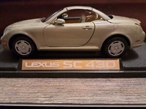 Lexus SC 430 hardtop/convertible: 1:18