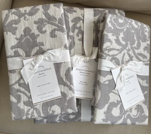 Pottery Barn Jacquard Medallion FULL / QUEEN Duvet & 2 EURO Shams, GRAY $409 - Picture 1 of 6