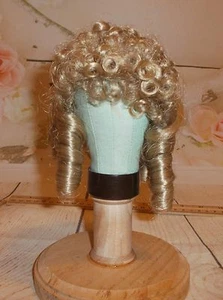 VINTAGE 8/9 ANNETTE doll wig Fancy style with long curls UNUSED in box MONIQUE - Picture 1 of 8
