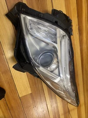 Farol lateral de passageiro Fit 2013-2017 Cadillac XTS [modelo ID] 22967411 - Imagem 1 de 4