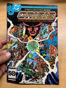 DC COMICS CRISIS ON INFINITE EARTHS #3 JUNE 1985 (VFN) COMIC (LL) - Picture 1 of 8