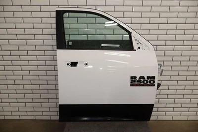 2010-2017 Dodge Ram Passenger Right Front Door (White PW7 / Black) Power Wagon - Imagem 1 de 4