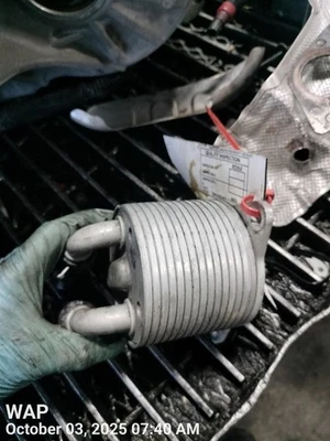 TRANSMISSION OIL COOLER 31437022 2016 VOLVO XC60 Foto 1 de 4