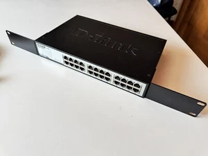 D-Link DGS-1024D 24-Port Unmanaged Ethernet Switch w/ Rack Ears Gigabit Complete - Picture 1 of 8