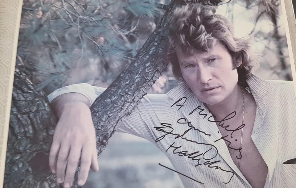 AUTOGRAPHE JOHNNY HALLYDAY PHOTO DEDICACEE 40 x 30 - Photo 1/1