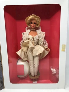 Barbie Classique Kolekcja Uptown Chic Barbie - Zdjęcie 1 z 6