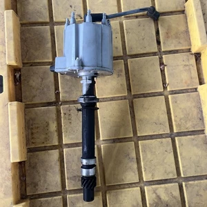 Small Block Chevy 305 350 Ignition Distributor Chevrolet Original GM 1103749 - Picture 1 of 2