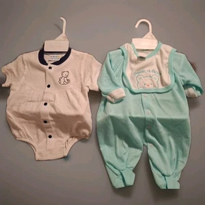 Babies R Us Lot Of 2 One Piece And A Sleeper - Picture 1 of 7