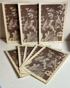 NOSTALGIA POSTCARDS : CELEBRITY POSTCARDS #17 MARY PICKFORD X8 - Picture 1 of 2