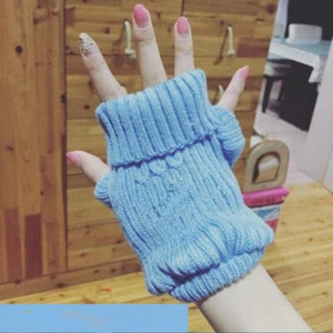 Size XXXXS - XXS Knitted dog puppy jumper coat sweater for chihuahua mini yorkie - Picture 1 of 22