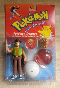 Brock and Vulpix 37 Figure Sealed New Pokemon Trainers Hasbro 1999 Pokeball - Picture 1 of 4