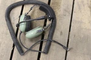 David Clark Aviation headset 40611G-01 with microphone - Picture 1 of 2