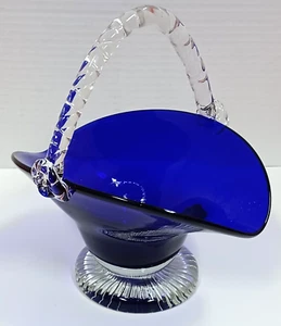 Cobalt Blue Art Glass Basket Decor Clear Base & Ribbed Handle 7.5" tall VTG 80s - Picture 1 of 4
