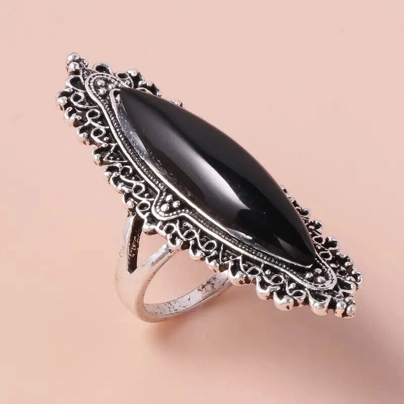 Anillo banda turquesa simulada ovalada enchapada en oro blanco estilo vintage para mujer Foto 1 de 4