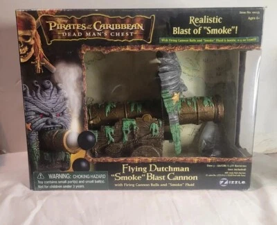 PIRATES of the CARIBBEAN Flying Dutchman "Smoke" Blast Cannon DEAD MAN'S 2006  - Imagem 1 de 4