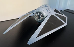 Star Wars Rogue One TIE Striker 2016 escala 3,75 - Imagen 1 de 6