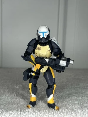 COMPLETE Commando Scorch The SAGA Collection #21 Star Wars Action Figure, 2006 - Image 1 of 4