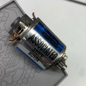 Never ran Vintage Rc10 Motor Team Associated 9.9/10 nearly mint - Picture 1 of 8