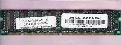 Memory Stick DIMM 512 MB 1x512 MB PC-133 AVANT AVE6464U39A31334AVA* PC133 CL3 SDR Foto 1 de 2