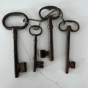 Konvolut 4 antike Eisen Skelett Schlüssel - 1800er - Anfang 1900  - Bild 1 von 19