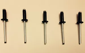 3.2, 4.0, 4.8 MM BLACK STANDARD FLANGE POP RIVETS ALLOY STEEL DOME HEAD RIVET UK - Picture 1 of 4